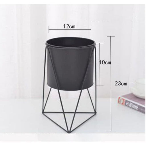 Coprivaso Per Piante In Ceramica Triangolare Nero