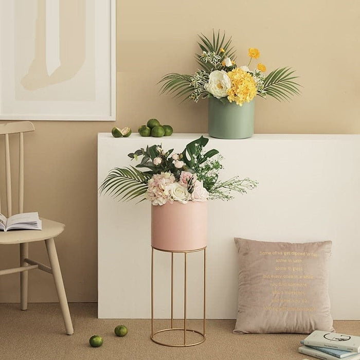 Fioriera In Piedi Nordica