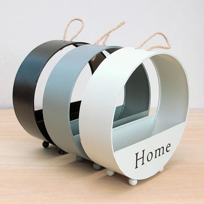 Casa In Vaso Di Fiori In Ferro