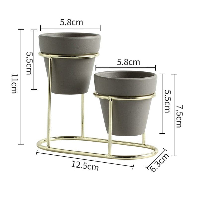 Vaso Con Piedistallo In Metallo Dio