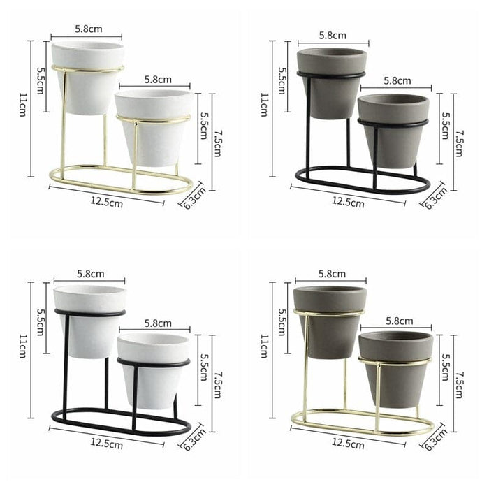 Vaso Con Piedistallo In Metallo Dio