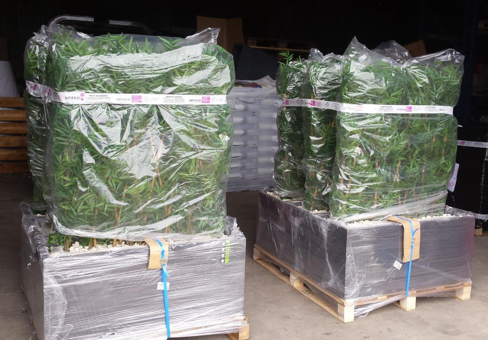 Preparazione Del Vassoio Per Piante Artificiali Finitura In Marmo Bianco